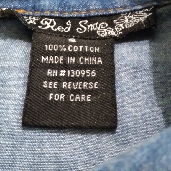 Red Snap Fitted Dark Denim Chambray Shirt With White Pearl Snap Buttons Sz S - Picture 5 of 7